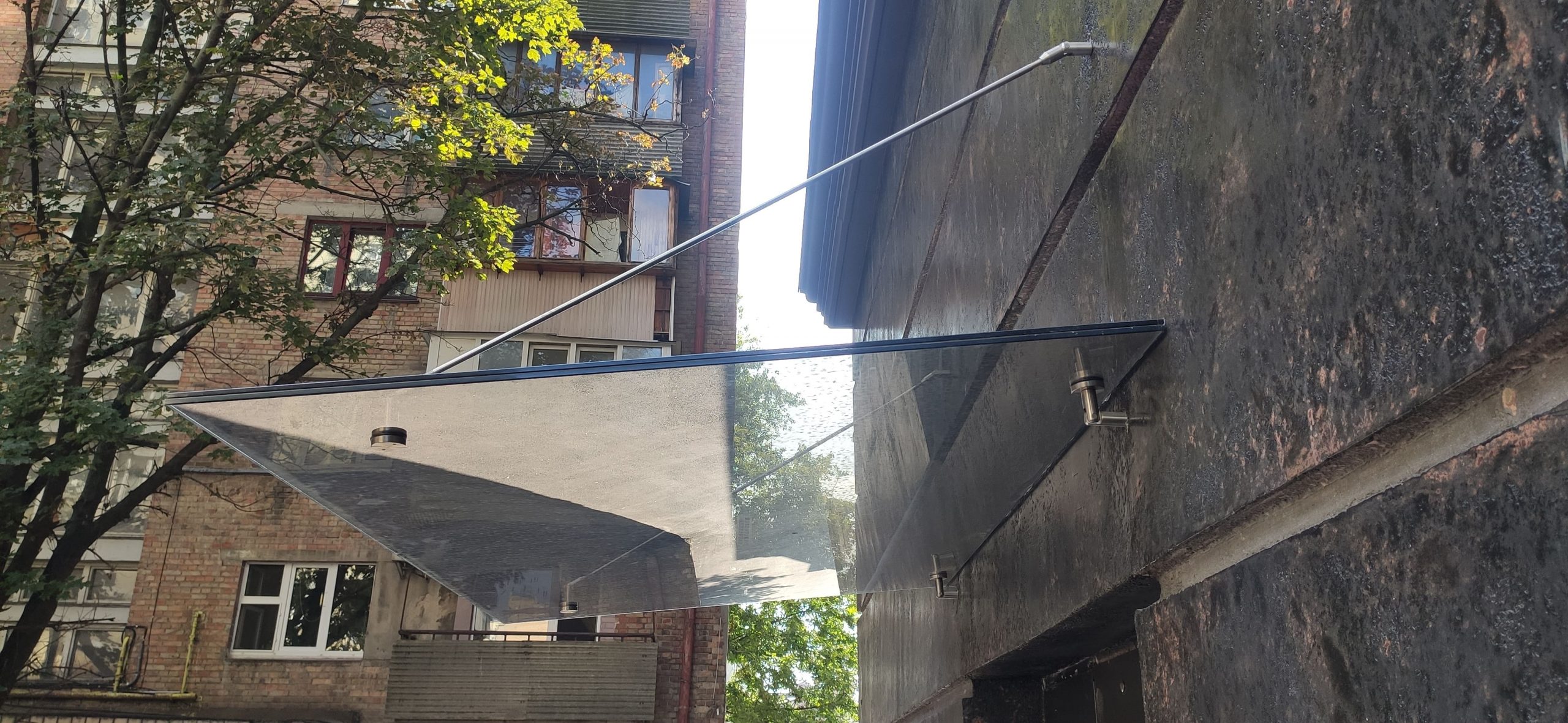 Скляні козирки